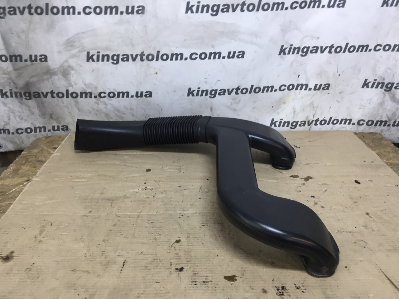 Повітропровід BMW X5 E70 13718518060