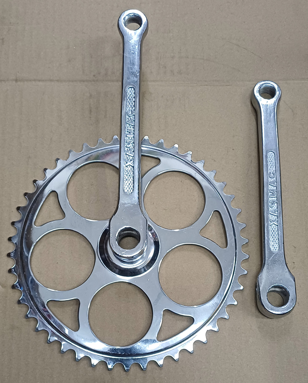 Шатуни 28" Україна 46 T. Шатуни велосипедні. Шатун велосипед. Велохи шатуни. Шатун 28. Шатун під клин, фото 1