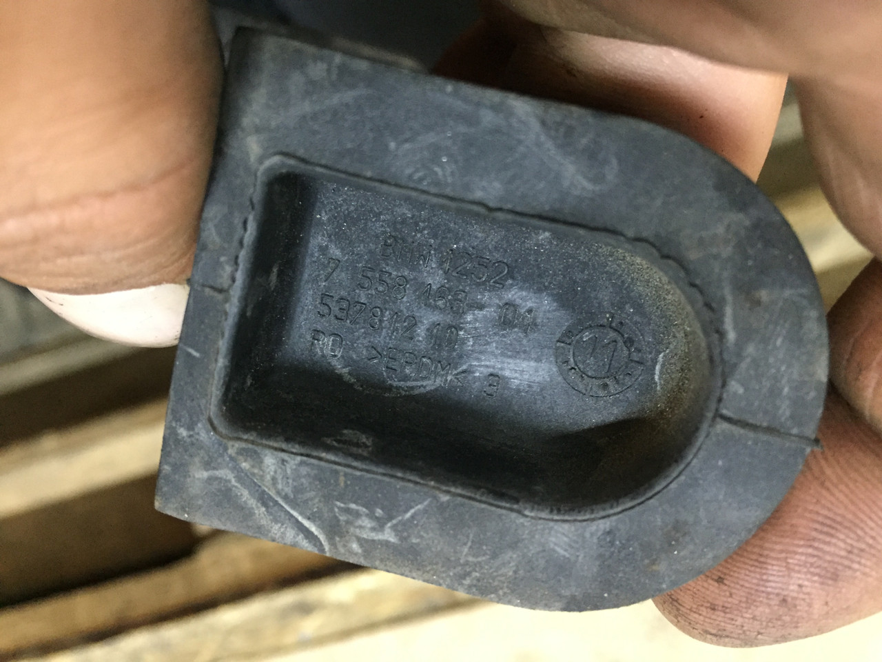 Втулка BMW X5 E70 12527558163, фото 1