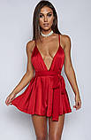 Ефектна атласна сукня-шорти міні з глибоким декольте - червоний S (680722128131), фото 5