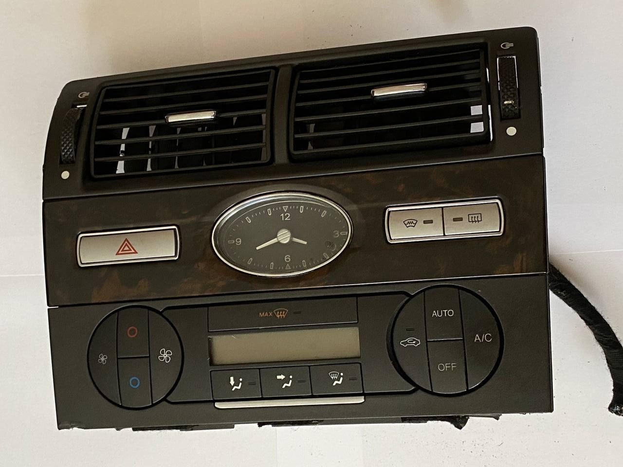 Панель Ford 3S7T-15000-FG / 3S7T15000FG / 4S71-18522-ACW / 4S7118522ACW