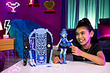 Monster High Abbey Bominable HXH87 Лялька Монстр Хай Еббі Бомінейбл Шафа з секретами, фото 10