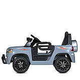 Дитячий електромобіль на акумуляторі Джип Toyota M 5101 на радіокеруванні дітей 2-6 років Сірий, фото 6