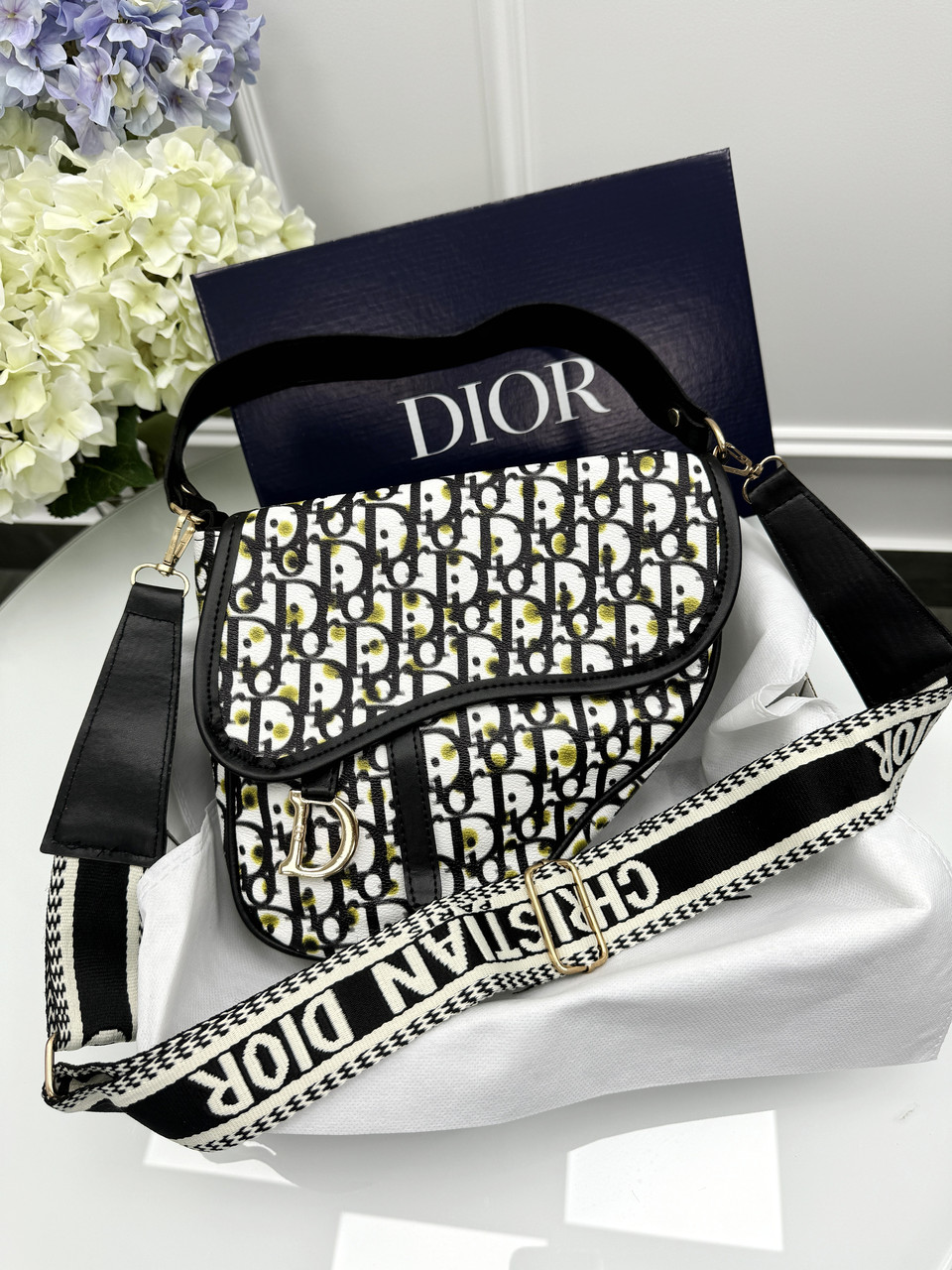 Жіноча сумка Крістіан Діор сідло чорно-біле в горошок Dior, фото 1