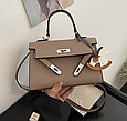 Сумка модна з ручкою 22см срібляста фурнітура А25-0354 Бежева, фото 6