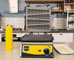 Вафельниця Remta W16 ялинка