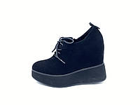 Чорні замшеві туфлі на танкетці. Erisses. Маленькі розміри (33, 34).