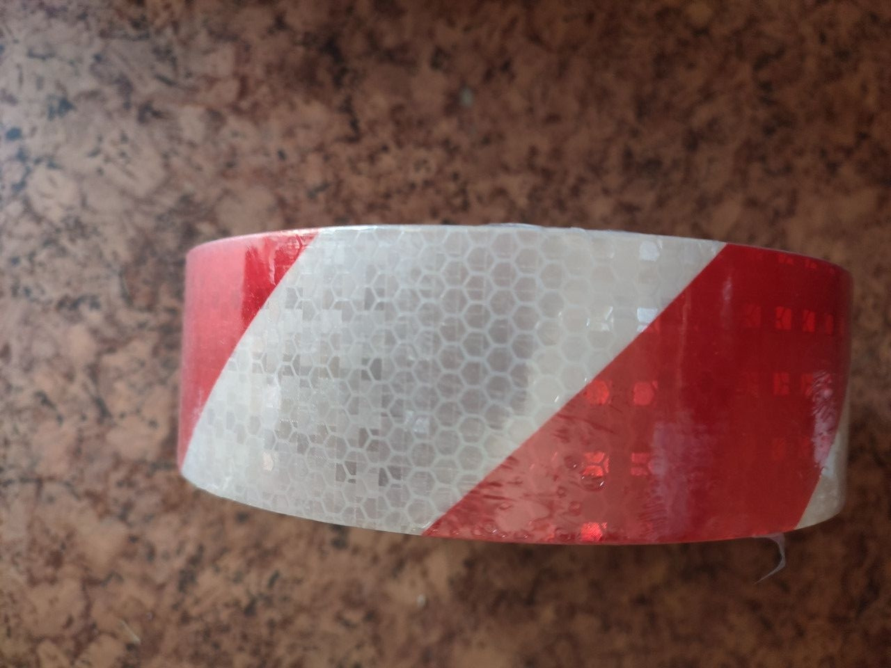 Стрічка світловідбивна червоно-біла для маркування транспорту ширина 5 см (1 метр), фото 1