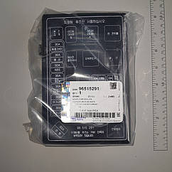 96515291 Блок запобіжників Ланос (GM) крихітка (з запасними запобіжниками) моторний відсік на корейськ мові