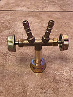 Подвійник із регулювальними кранами на пропановий балон для під'єднання двох споживачів.