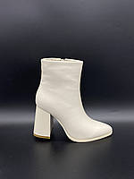 Шкіряні черевики Erisses. Ботільйони. Маленькі розміри ( 33, 34, 35 ).