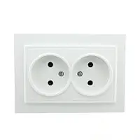 Розетка подвійна із заземленням Giselt Milana G8210