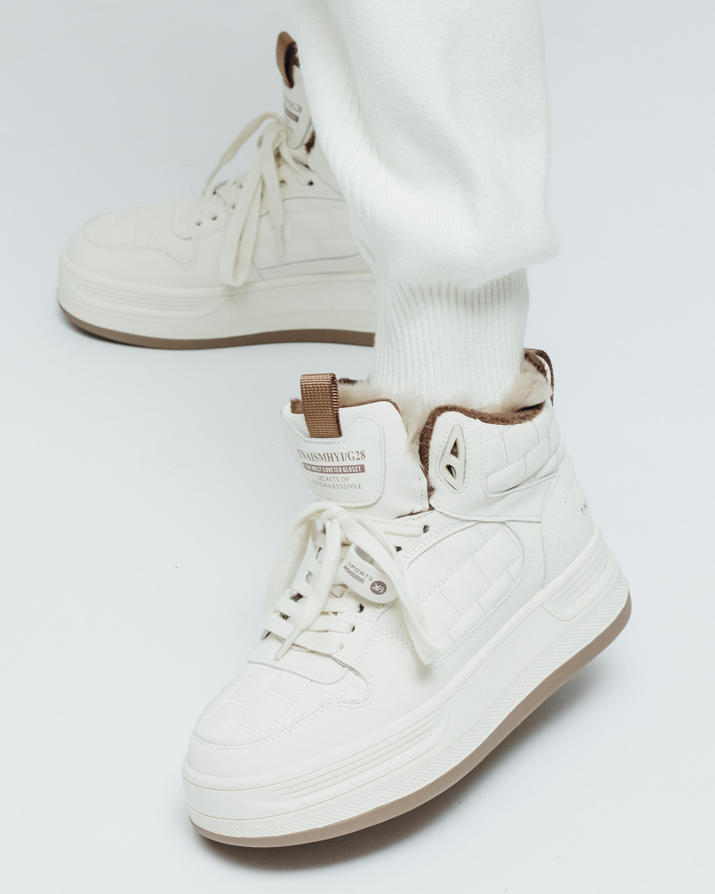 Черевики зимові на платформі Prima D'arte 9521 36 молочні шкіра