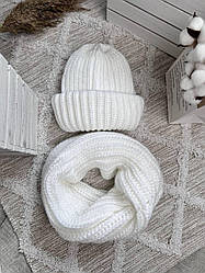 Комплект жіночий - шапка і шарф-хомут. Білий