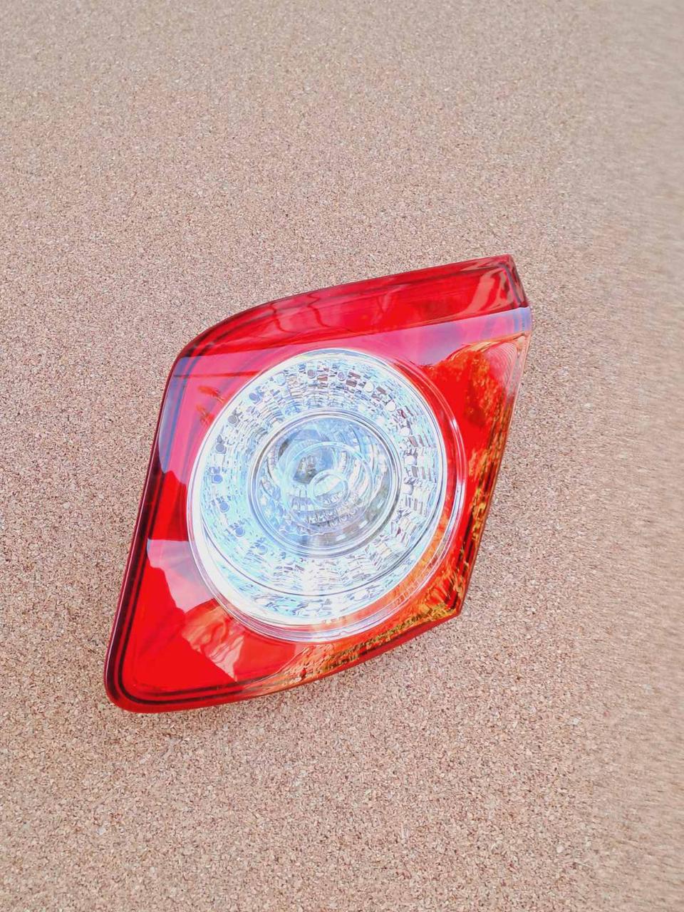 Ліхтар задній правий в кришку багажника hatchback BYD F3R Бид Ф3Р Бід, фото 1