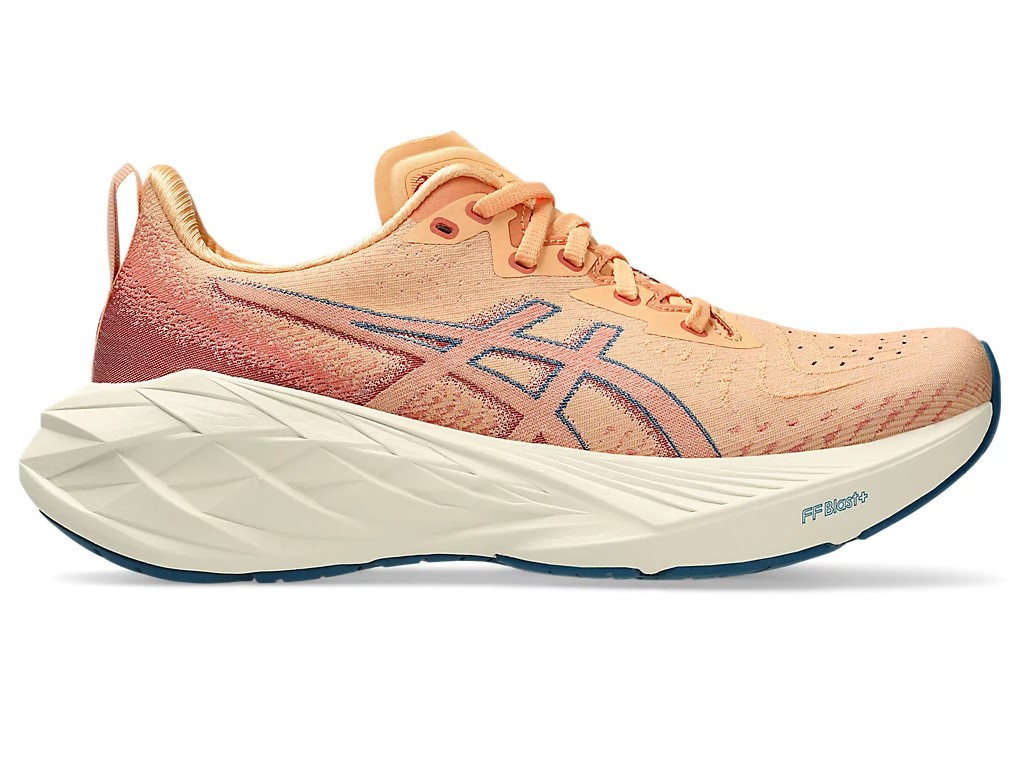 Кросівки для бігу жіночі Asics Novablast 4 1012B510-800