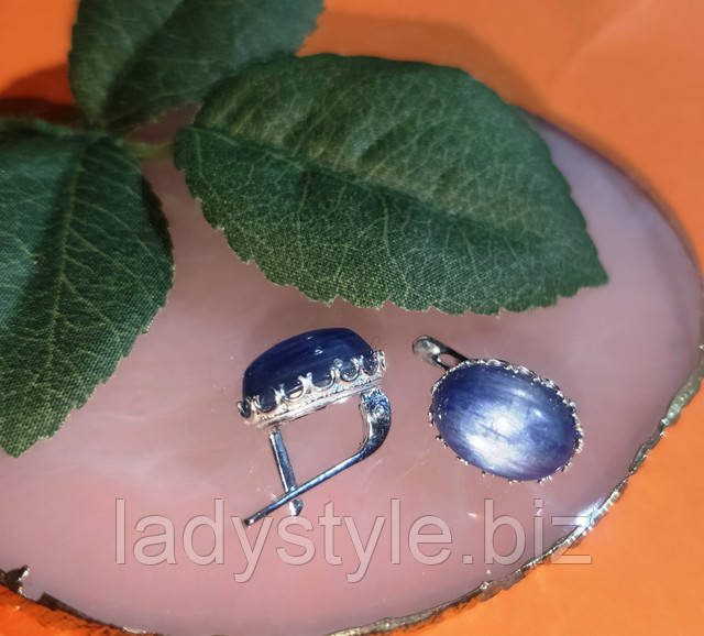 Яркие серьги с натуральным кианитом от студии LadyStyle.Biz купить украшения с лабрадором, серьги кольцо перстень лабрадор купить