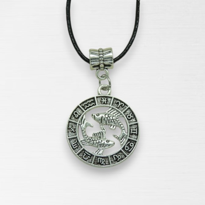 Кулон на шкіряному шнурку знак зодіаку Риби сріблястий 3.3 см, фото 1