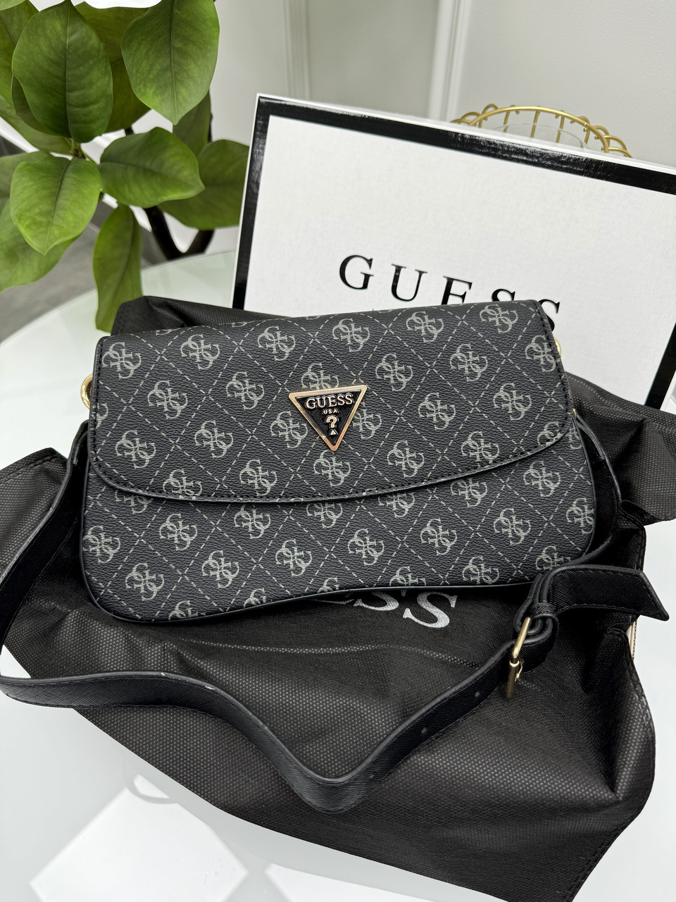 Сумка жіноча Guess багет чорний Гес, фото 1