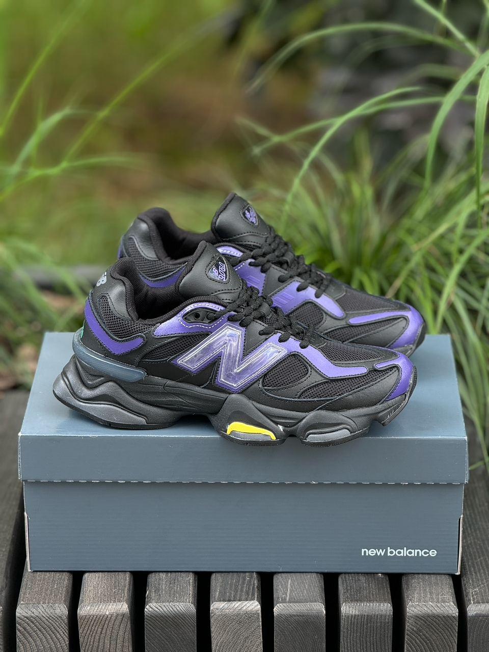 Жіночі спортивні кросівки Mowala x New Balance 9060 'Burglarwear — Purple' (чорні з фіолетовим) 03068 НБ топ