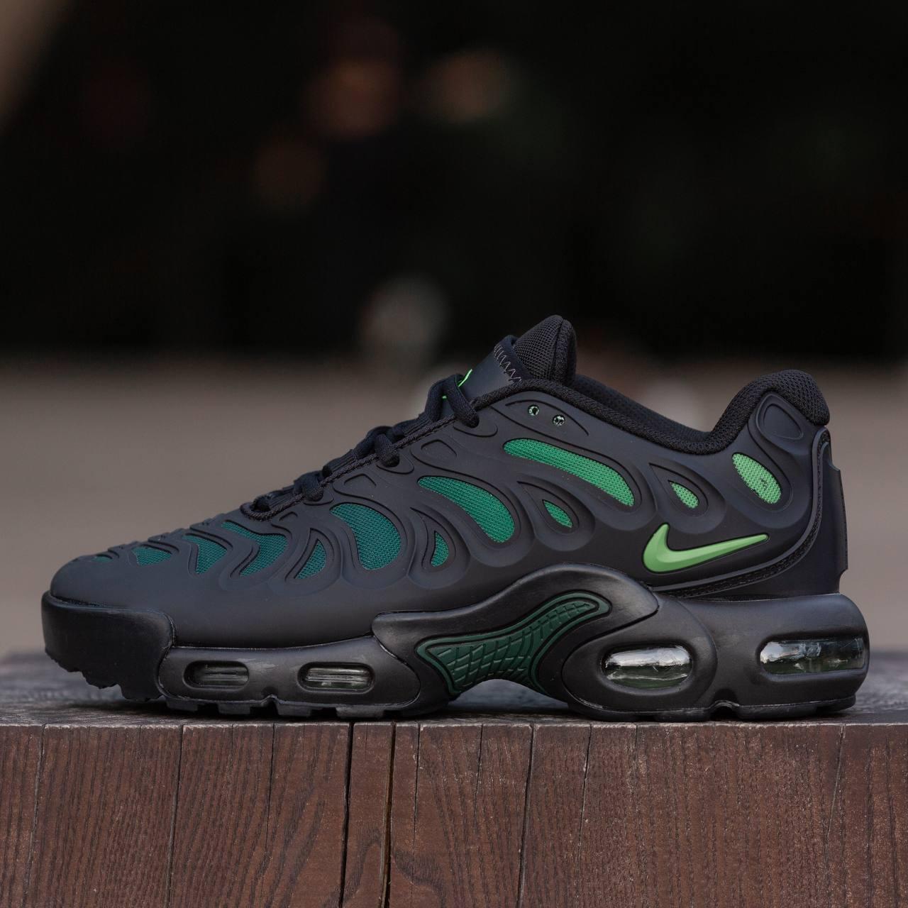 Чоловічі кросівки Nike Air Max Tn Plus Drift Black Green (чорні із зеленим) стильні 1811 Найк vkross