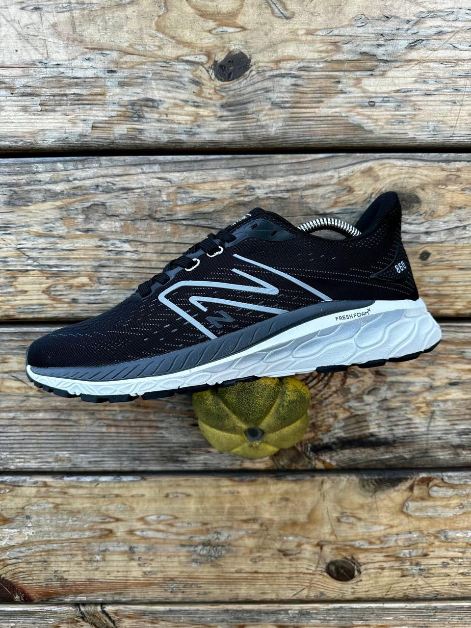 Чоловічі демісезонні кросівки New Balance Fresh Foam 860 (чорні) спортивні кроси 3181-2 Нью Беленс vkross
