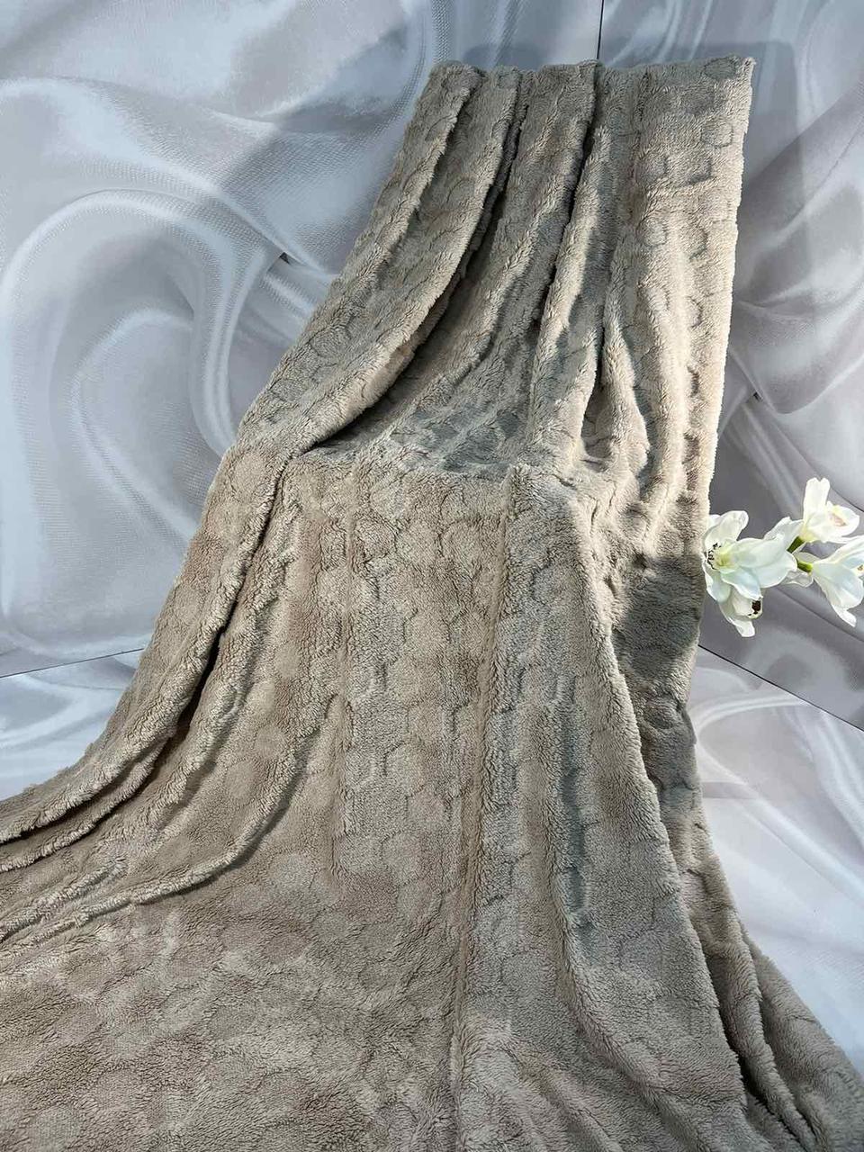 Плед -покривало соти Мʼяке та ніжне Розмір євро 220*240 см