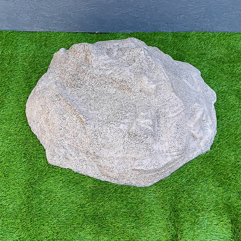 Декоративна кришка для каналізаційних люків "Скеля мала" 700х720