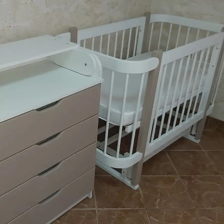 Дитяче ліжко Престиж 120х60 з маятником і матрацом Біло-бежеве