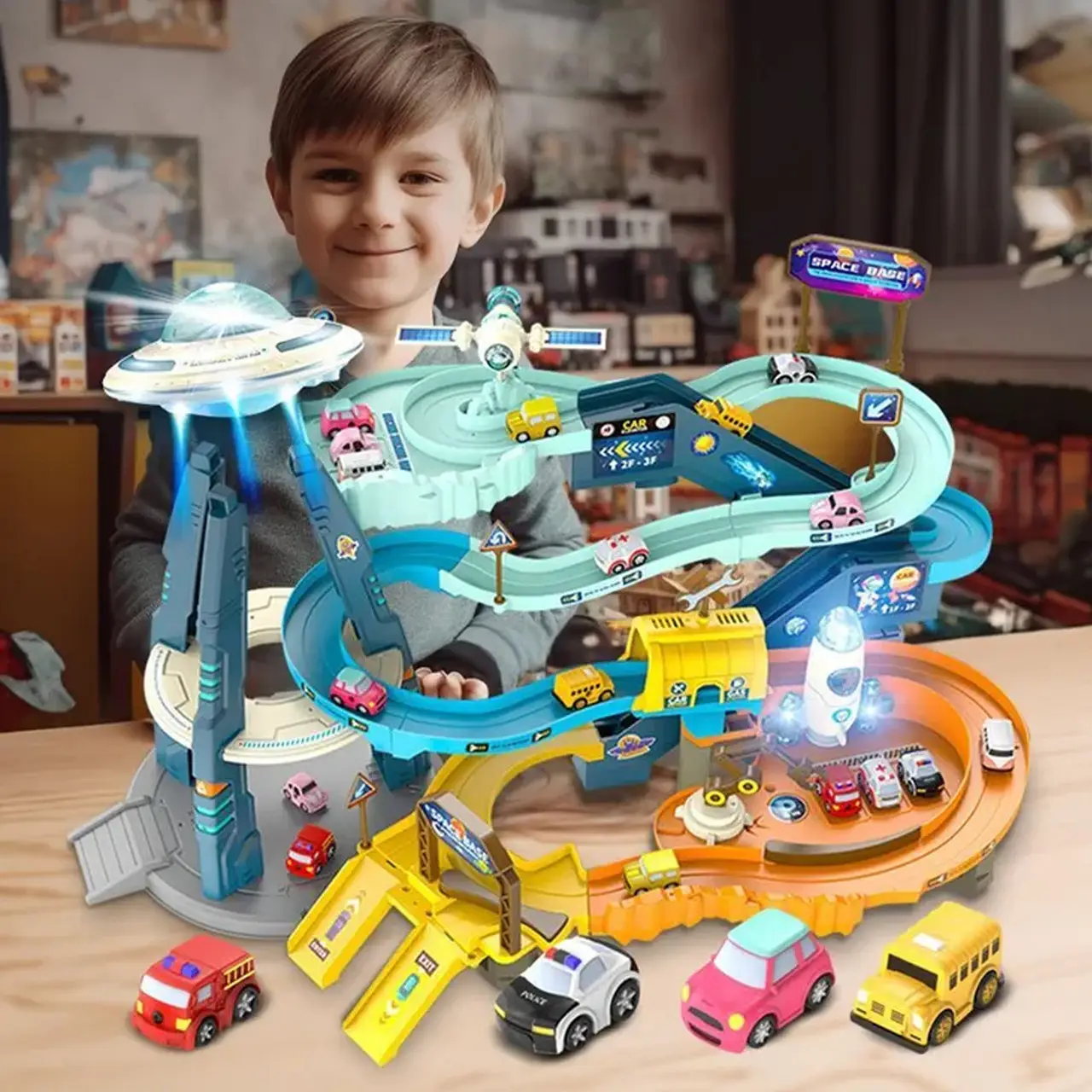 Космічна станція для дітей укр мова Інтерактивний автотрек з підсвічуванням і космічними звуками Космо трек з підйомником, фото 1