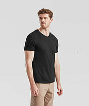 Чорна чоловіча футболка літня з V-подібним вирізом Original V-neck Fruit of the loom, фото 6