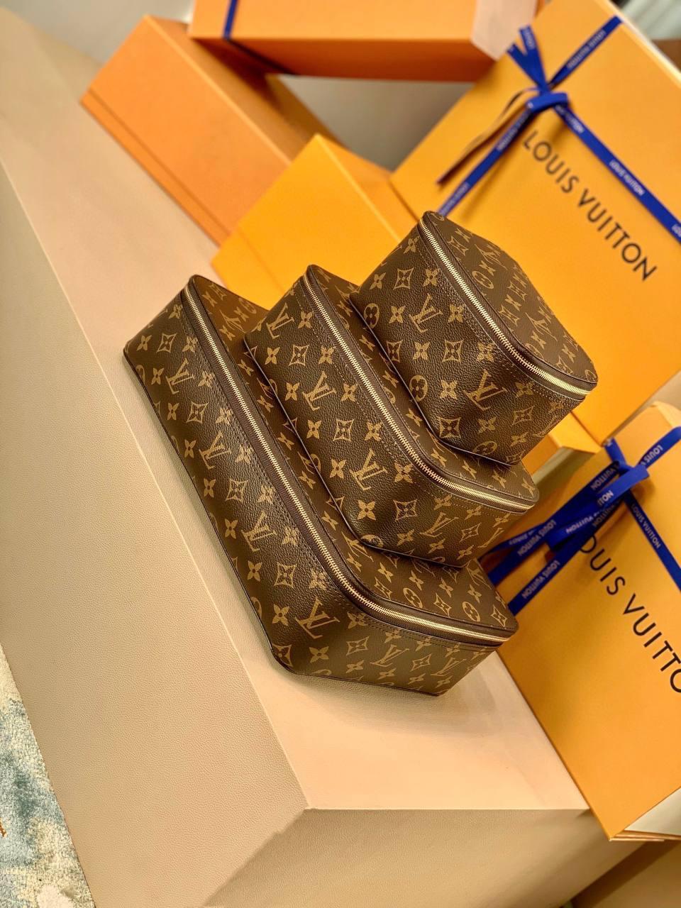 Косметичка Louis Vuitton GM (Луї Віттон)