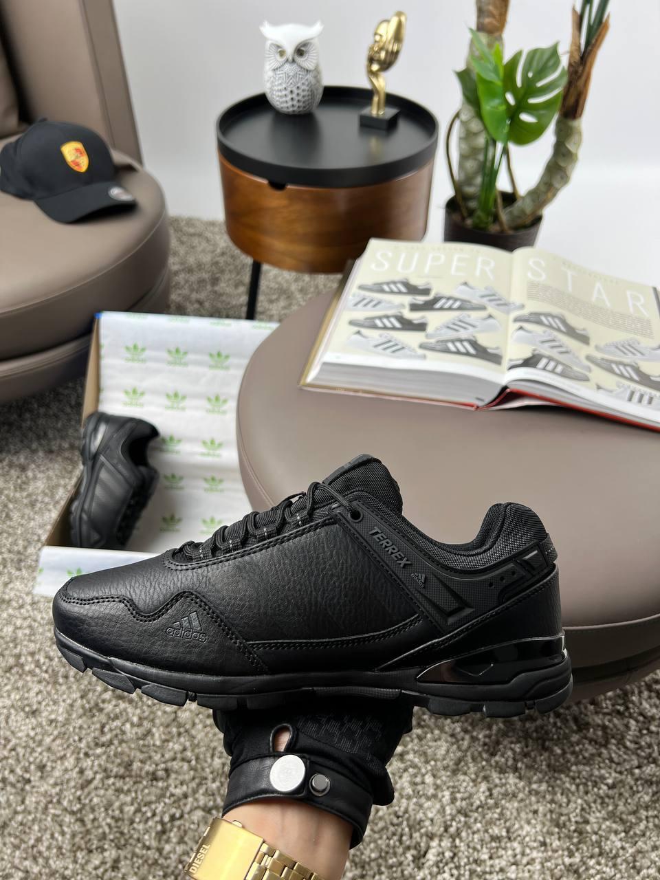 Чоловічі шкіряні кросівки Adidas Terrex Leather Black, чоловічі кеди Адідас чорні. Чоловіче взуття