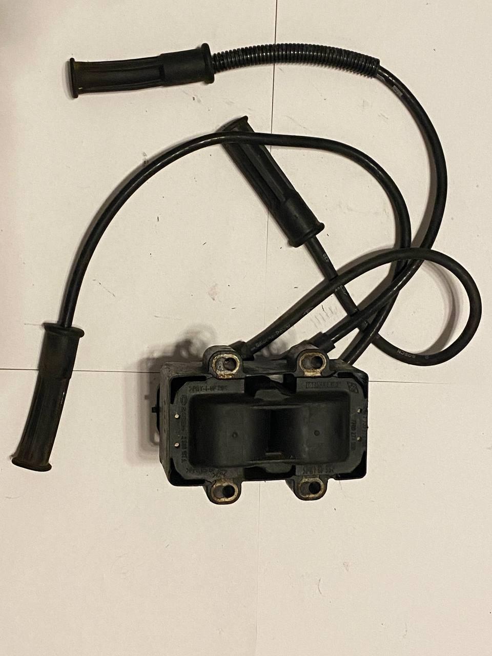 Катушка запалювання Renault 7700 274 008 / 7700274008 / 7700 873 701 / 7700873701 / 2526151A