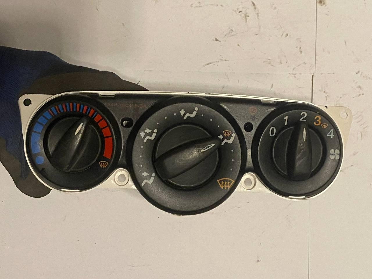 Панель кондиціонера Ford 98AB 18C 419 / 98AB18C419