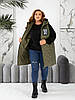 Жіноча подовжена стьобана осіння жилетка безрукавка з капюшоном, утеплена силіконом, батал великі розміри, фото 6
