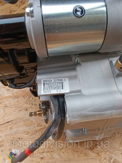 Двигатель, мотор Zongshen CB250R 172FMM 4V 4 клапана, 5