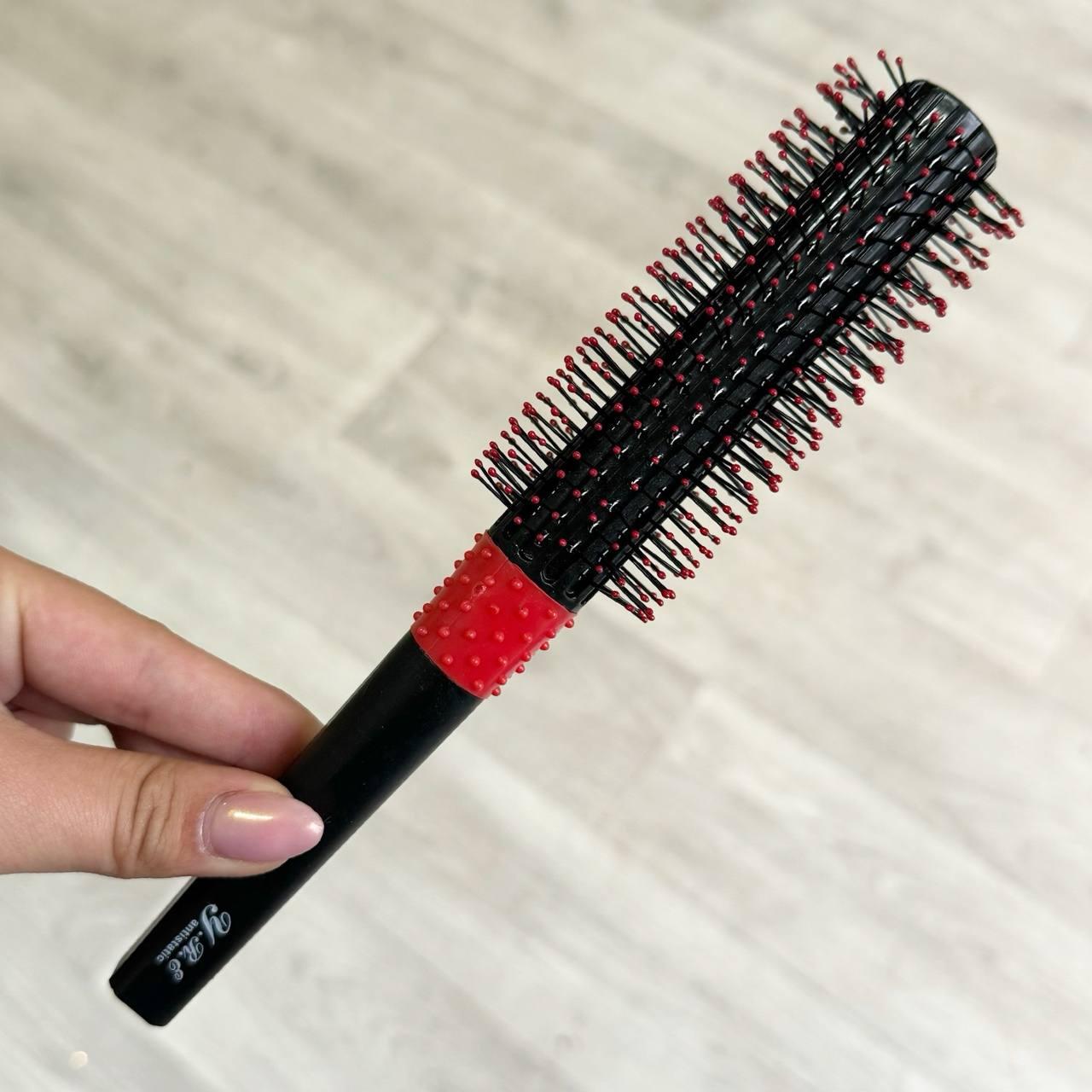 Гребінець-брашинг із чорною ручкою YRE 009