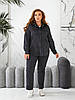 Жіночий осінній стильний замшевий костюм: сорочка на кнопках та завужені штани, батал великі розміри, фото 2