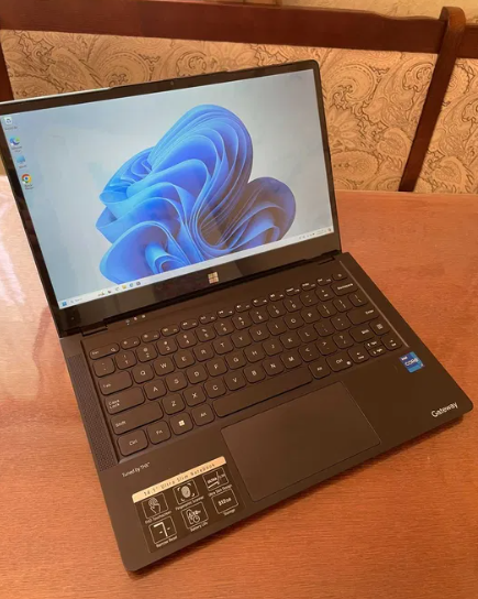 Новий ультрабук Gateway GWTC71427-BK 14" 1920x1080 Touch| i7-1255U| 8GB RAM| 512GB SSD| Iris Xe eligible