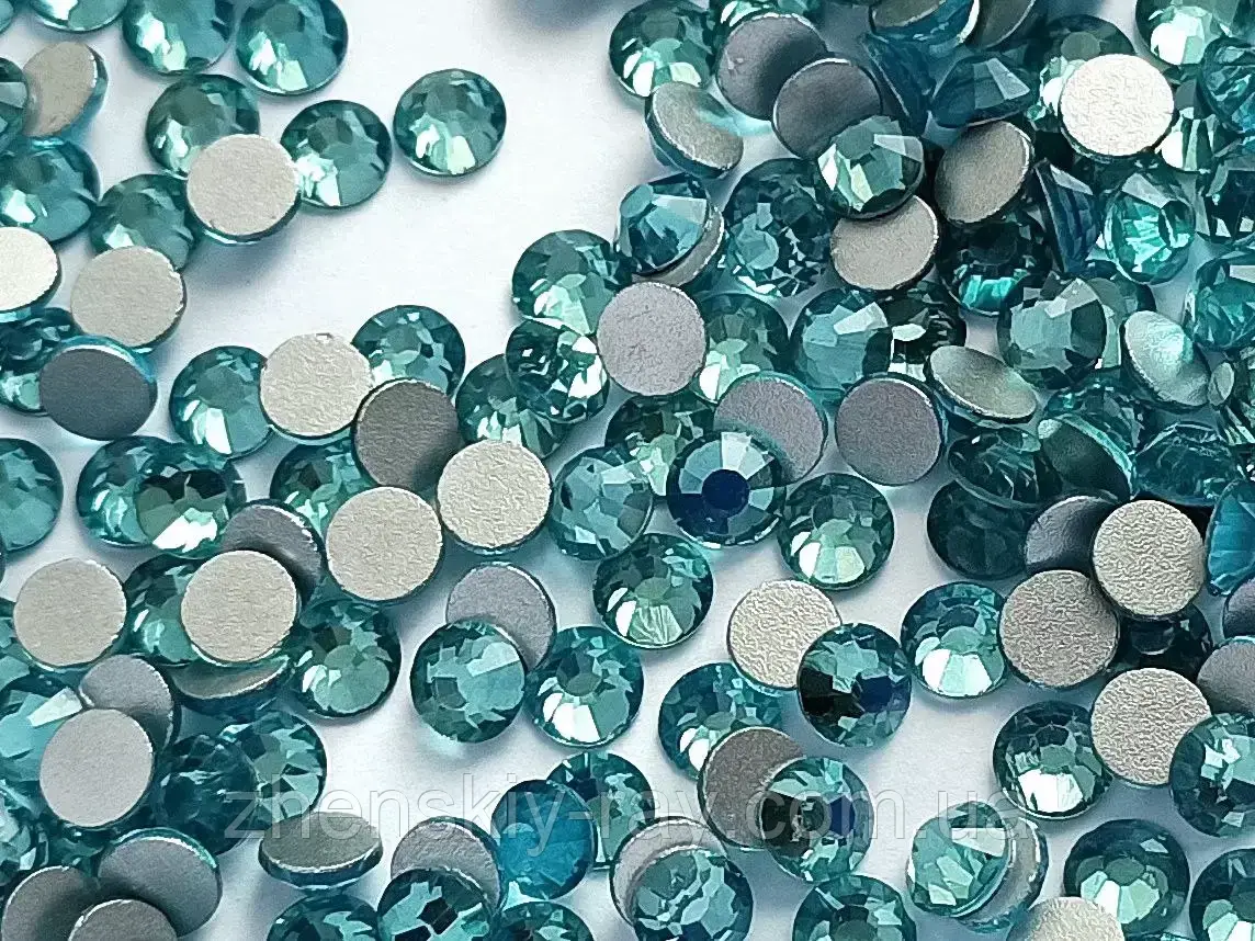 Камені Swarovski SS3 (1,3 мм) Aquamarine 1400 шт.