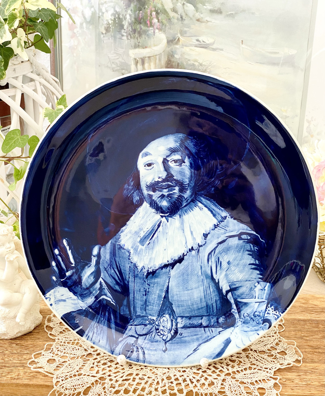 Колекційна настінна порцелянова тарілка Der fröhliche Trinker Frans Hals, Делфт, Делфтська порцеляна Голландія