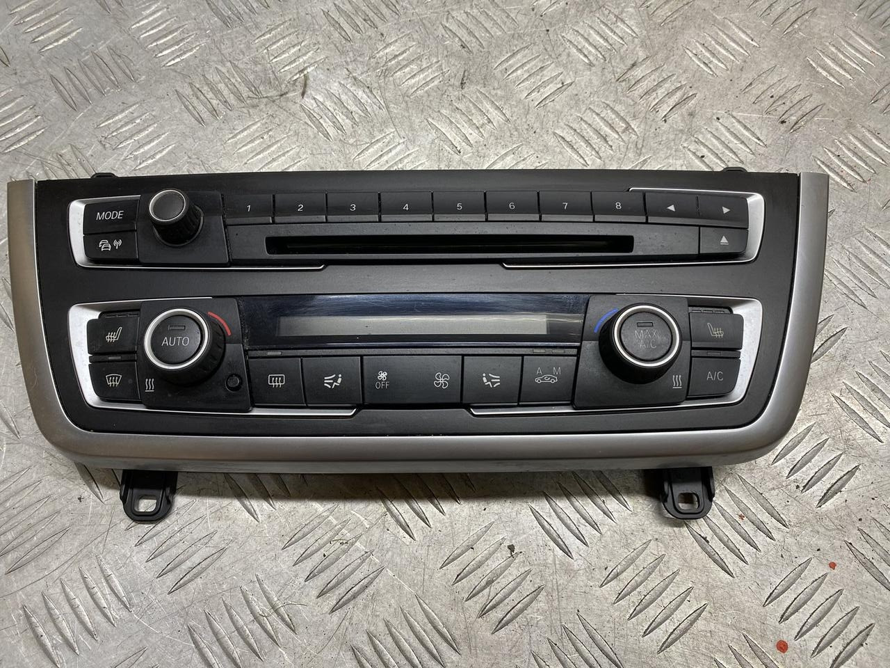 Б/В Блок клімат контролю з магнитолою без рамки BMW 3 F30 64119287341, фото 1