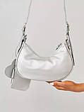 Жіноча сумка 8819 крос-боді лакова сіра срібляста, фото 3