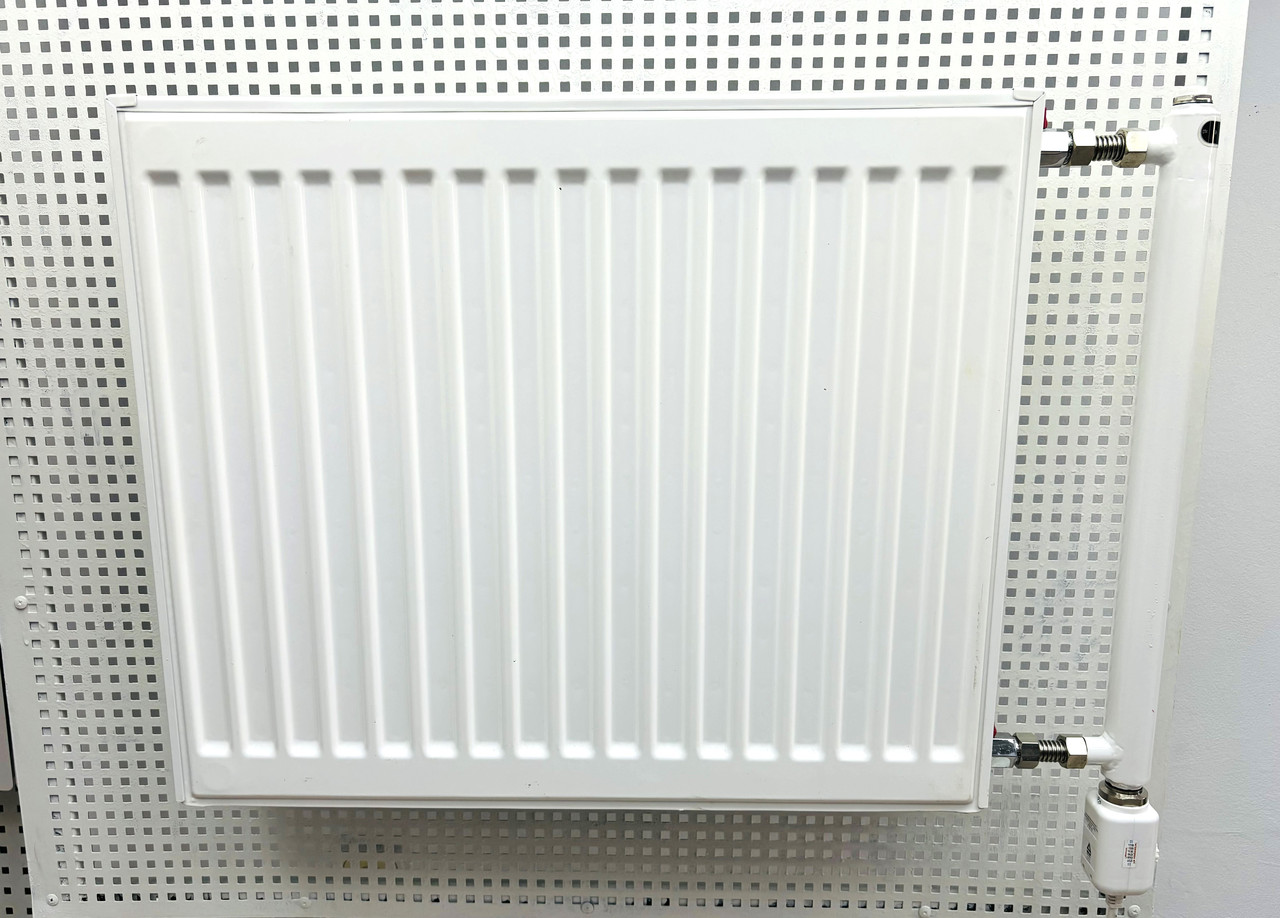 Електрорадіатор G-PANEL 1200 R панельний з теплоносієм 500х1200 Gladiator