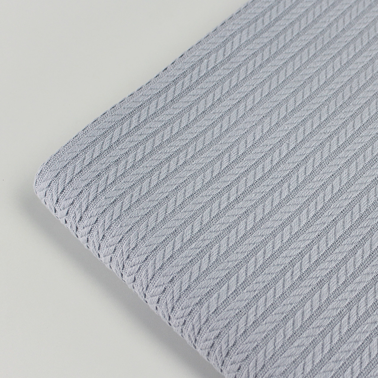 Лоскуток. Бавовняне полотно "Косичка" колір світло-сірий (платина) 230 см No QRG-28, 39*230 см, фото 1