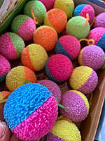 М'ЯЧ-СТРИБУНЕЦЬ ЩО СВІТИТЬСЯ