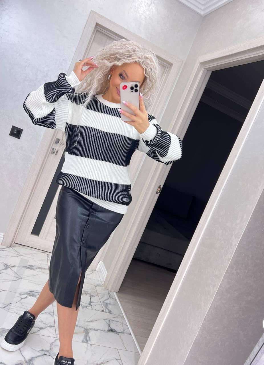 Жіночий теплий светр у смужку вовна