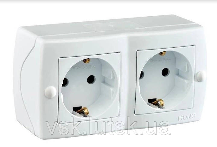 Розетка 2-а з заземленням, Mono Electric, OCTANS IP 20 (білий), фото 1