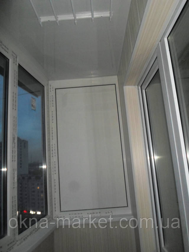 Скління і обшивка балкона пластиковою вагонкою, компанія 